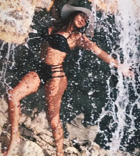 Image 2011820 from Indira Weis