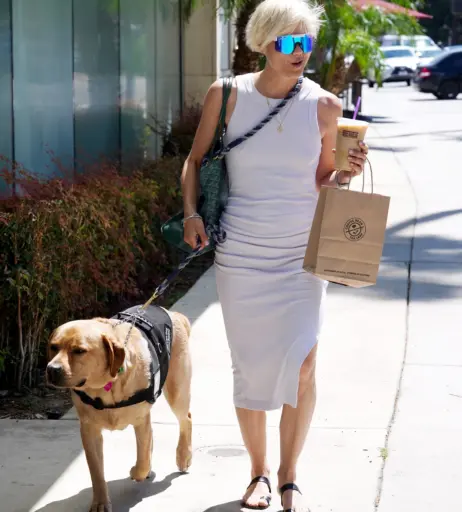 Image 2011632 from Selma Blair