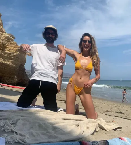 Image 2011005 from Chloe Bennet