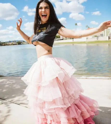 Image 2012449 from Jessica Szohr