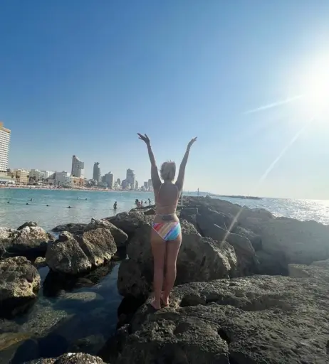 Image 2012438 from Susan Sideropoulos