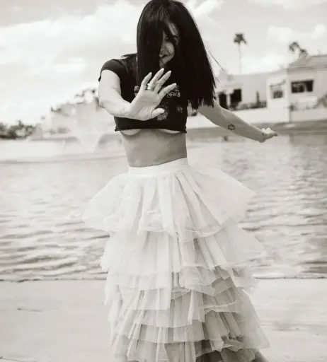 Image 2012393 from Jessica Szohr