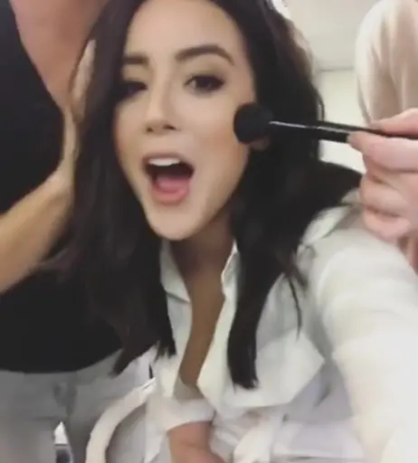 Image 2013105 from Chloe Bennet