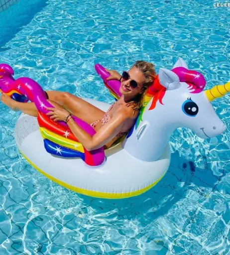 Image 2013365 from Susan Sideropoulos