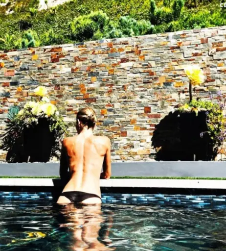 Image 2010195 from Tricia Helfer