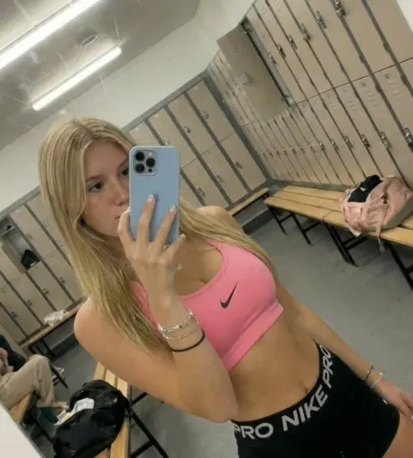 Image 20195960 from felicitysmoakk / Felicity Smoak