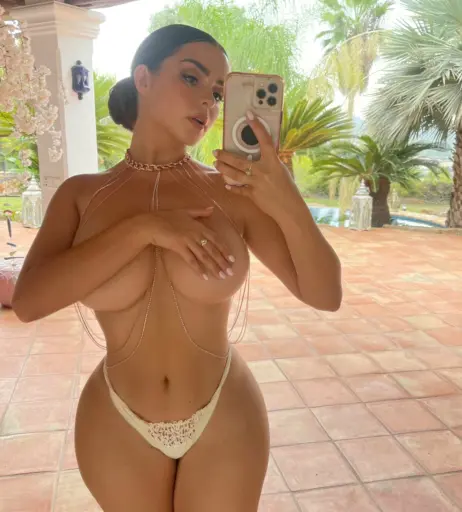 Image 20191492 from Demi Rose Mawby