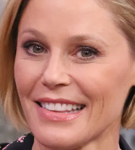 Image 2005896 from Julie Bowen