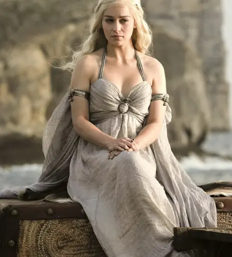 Image 2006515 from Emilia Clarke