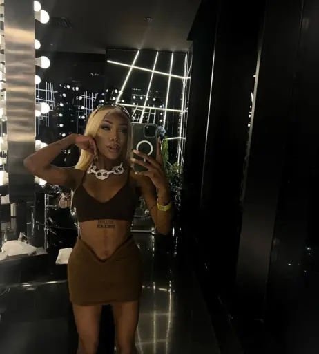 Image 2006361 from Eunique