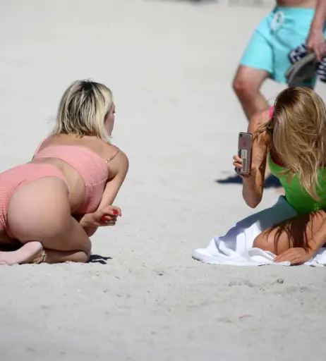 Image 2004720 from Caroline Vreeland