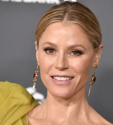 Image 2004632 from Julie Bowen