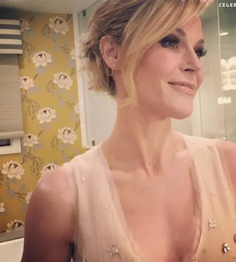 Image 2004622 from Julie Bowen