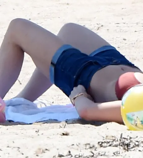 Image 2001839 from Tamara Ecclestone