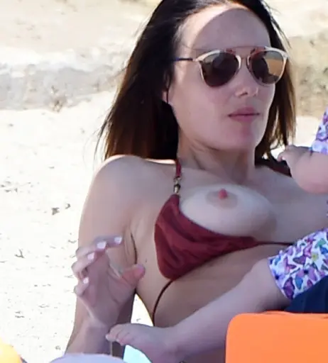 Image 2001413 from Tamara Ecclestone