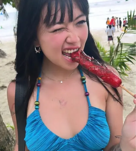 Image 20017846 from beabadoobee radvxz