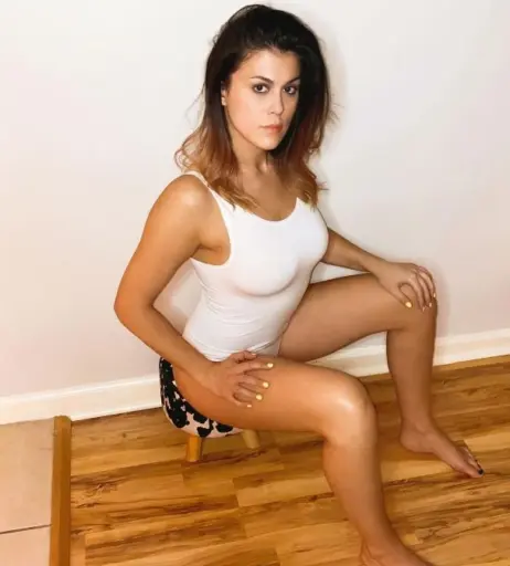 Image 2001016 from Lindsey Shaw