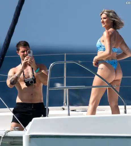 Image 2002486 from Sarah Jayne Dunn