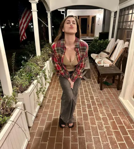 Image 2002178 from Lindsey Shaw
