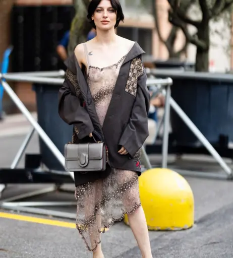 Image 2002061 from Alice Pagani