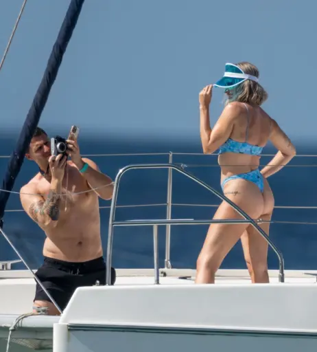 Image 2002298 from Sarah Jayne Dunn