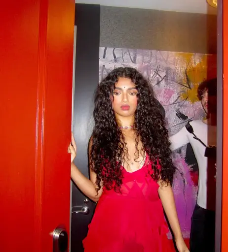 Image 20022494 from Avantika