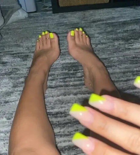 Image 20022365 from feetbymiliani