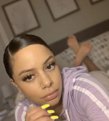 Image 20022372 from feetbymiliani