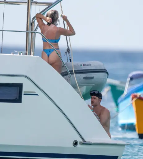 Image 2003041 from Sarah Jayne Dunn