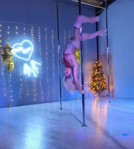 Image 2000916 from Sarah Jayne Dunn