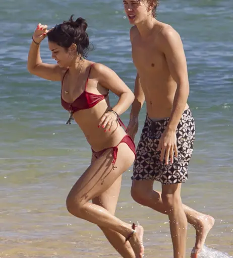 Image 2009729 from Vanessa Hudgens