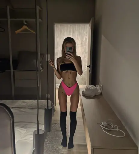 Image 200903 from Marta Stefanska (ste_f_u_n_)