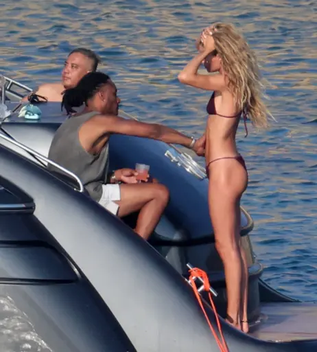 Image 2008598 from Doutzen Kroes