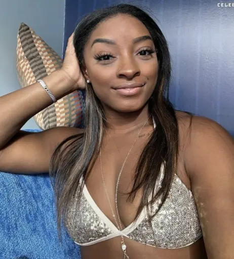 Image 2008785 from Simone Biles