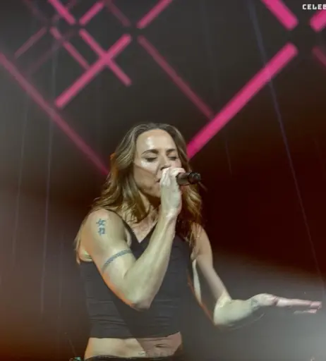 Image 2008331 from Melanie Chisholm