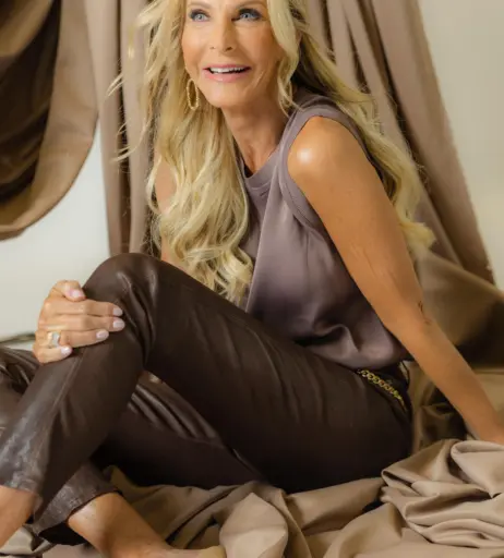 Image 11958842 from Joan Vassos | The Golden Bachelorette