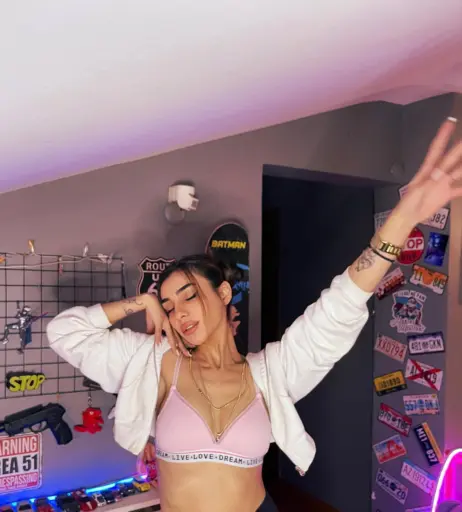 Image 11951528 from Kübra &quot;Miranda&quot; Çamlıbel