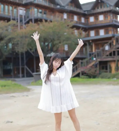 Image 11952516 from Eunji Pyoapple