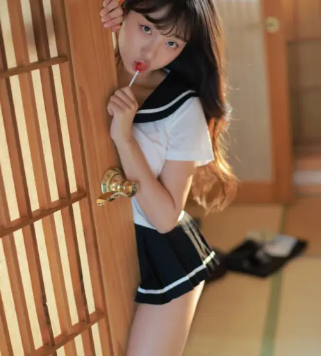 Image 11952531 from Eunji Pyoapple