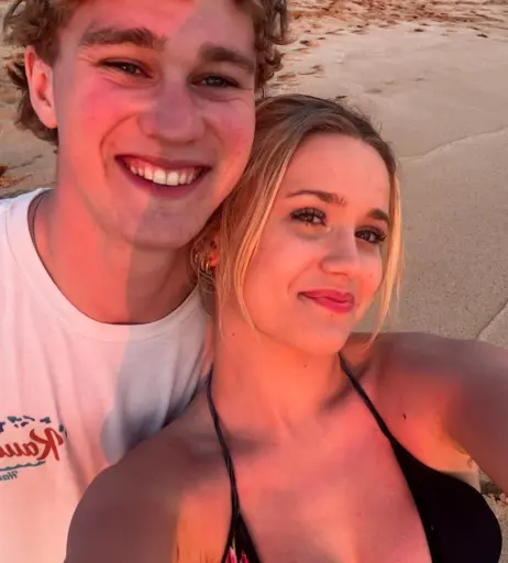 Image 11952201 from Julianna Elisee / @juliannaelisee / @elizabethgrantfandom