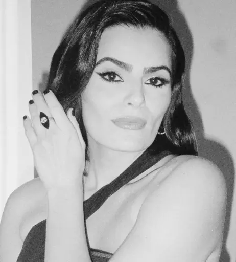 Image 11976484 from Nava Mau