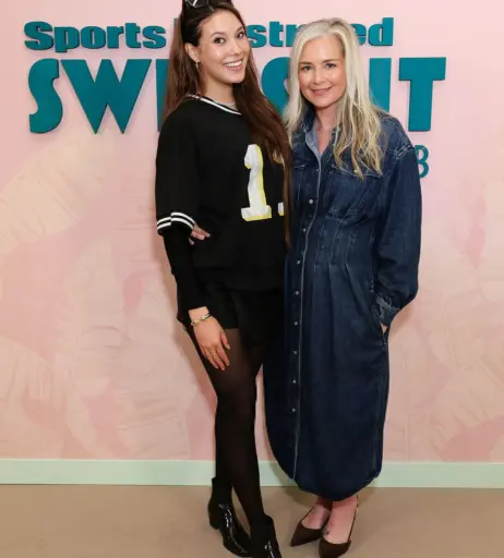 Image 11976288 from Eileen Gu / 谷爱凌