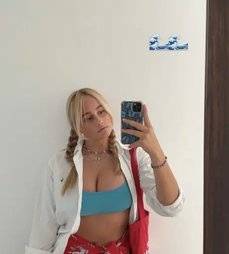 Image 11945862 from cupofchamomileteaa / caroandersenn