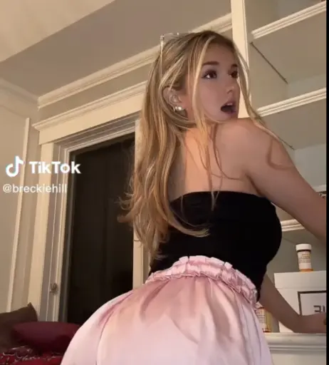 Image 11944008 from Breckie Hill / @breckiehill