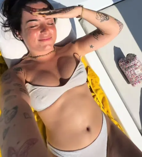 Image 11944375 from Julie ferrat