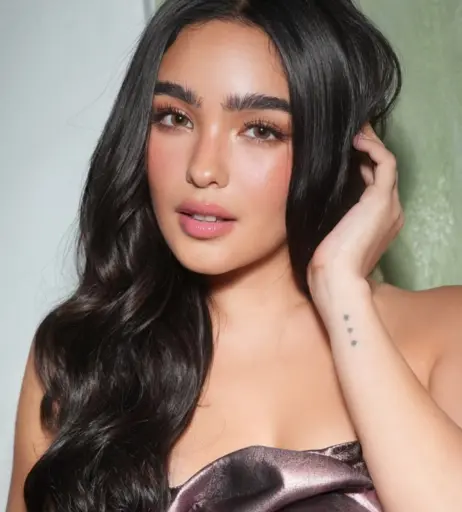 Image 11941310 from Andrea Brillantes / Blythe