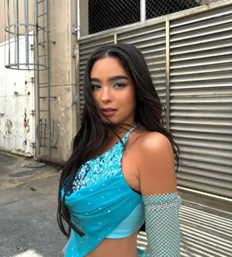 Image 11941301 from Andrea Brillantes / Blythe