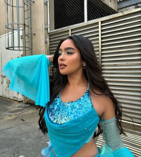 Image 11941306 from Andrea Brillantes / Blythe