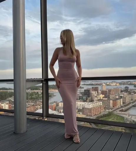 Image 11949205 from 1rtonamu | Sara Manner