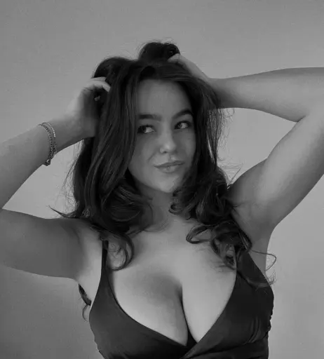 Image 11914300 from Monika Mancini